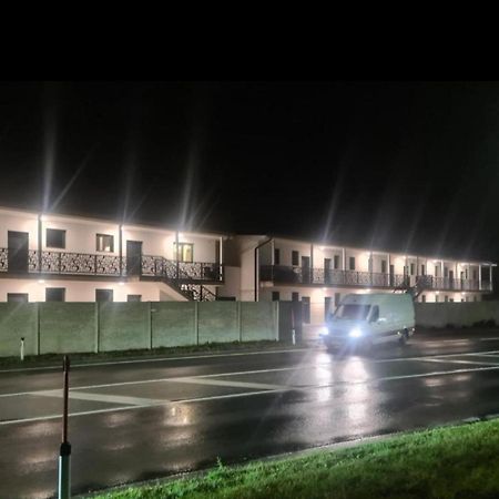 Terec Haus Lägenhet Bruckneudorf Exteriör bild